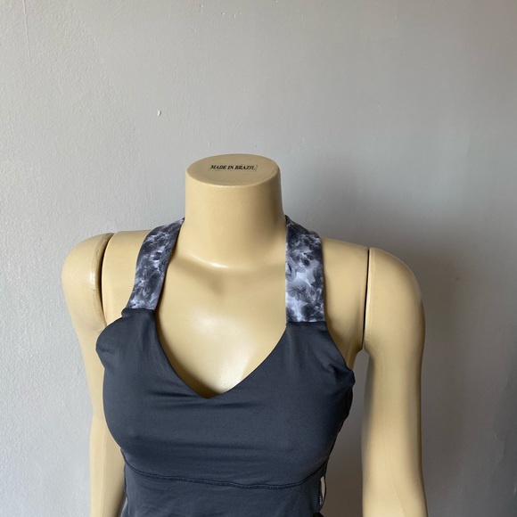 Lululemon Gray Sport Tank Top Size 6 - Picture 3 of 5